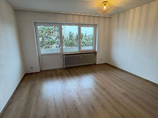 Wohnung zur Miete 790 € 2 Zimmer 50 m² 6 Geschosse frei ab sofort Niederrad Frankfurt 60528