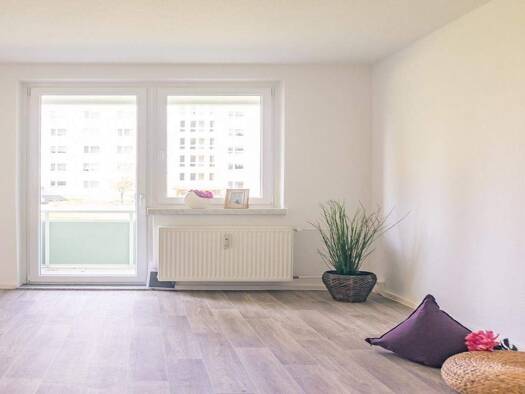 Wohnung zur Miete 390 € 2 Zimmer 63 m² EG frei ab 16.06.2026 Stollberger Str. 39 Kapellenberg Chemnitz 09119