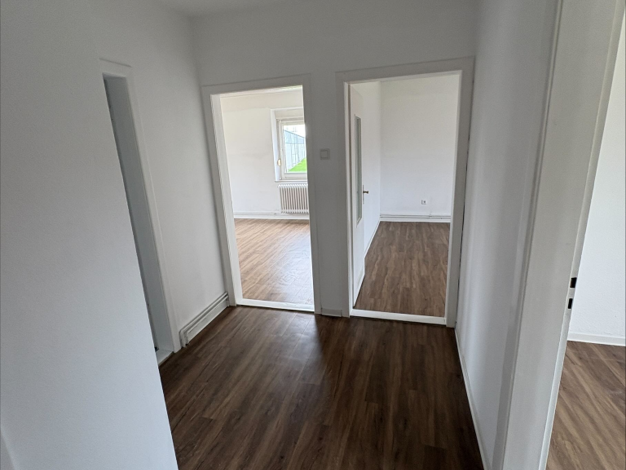 Wohnung zur Miete 529 € 3 Zimmer 65 m² 1. Geschoss frei ab 10.11.2025 Petkumer Straße 5 Stadtzentrum Emden 26725