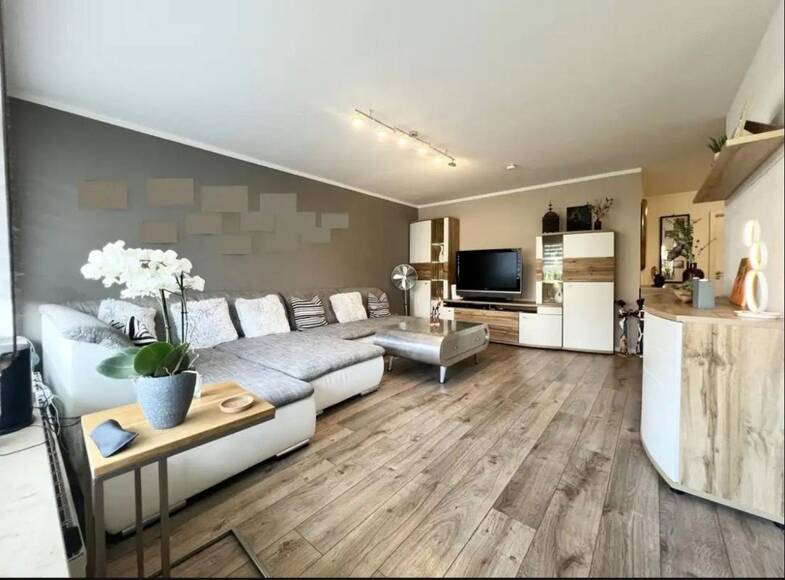 Wohnung zum Kauf provisionsfrei 285.000 € 3 Zimmer 83 m² 1. Geschoss Weisshofer Straße 105 Sprantal Bretten 75015