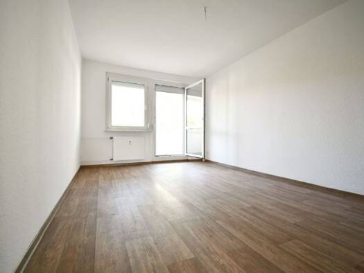 Wohnung zur Miete 490 € 4 Zimmer 74,3 m² 3. Geschoss Bautzener Straße 2 e Weida Riesa 01587