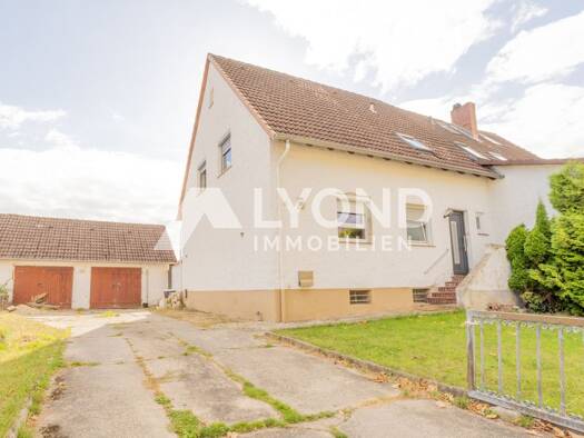 Doppelhaushälfte zum Kauf 270.000 € 5 Zimmer 102 m² 941 m² Grundstück Vorsfelde Wolfsburg 38448