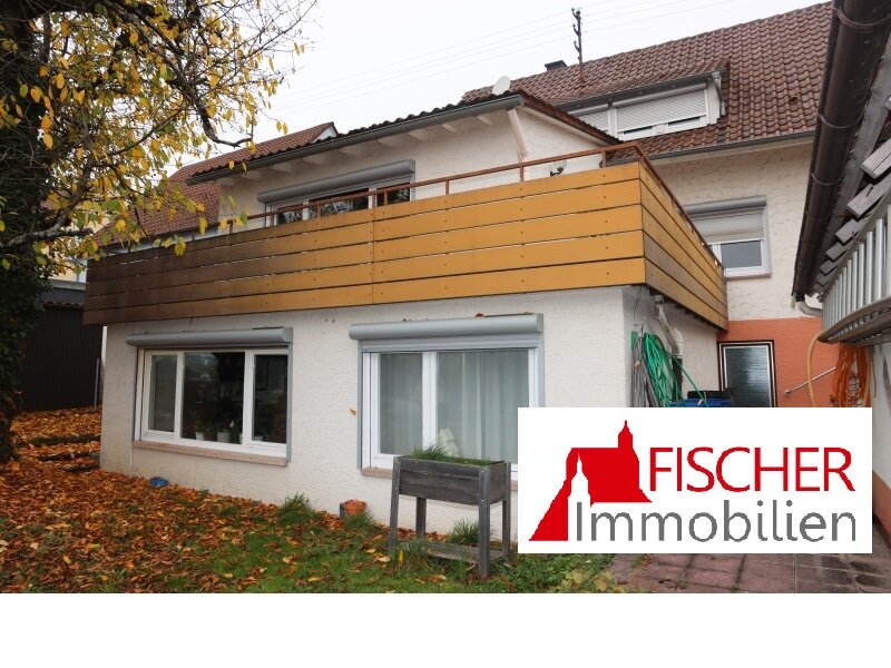 Mehrfamilienhaus zum Kauf 419.000 € 10 Zimmer 209,4 m²<br/>Wohnfläche 678 m²<br/>Grundstück Großglattbach Mühlacker-Großglattbach 75417