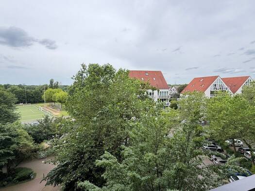 Wohnung zum Kauf 275.900 € 3 Zimmer 101,5 m² 5. Geschoss Westhoven Porz 51149