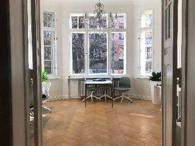 Bürofläche zur Miete provisionsfrei 1.700 € 44 m² Bürofläche Manfred-von-Richthofen Str. Tempelhof Berlin 12101