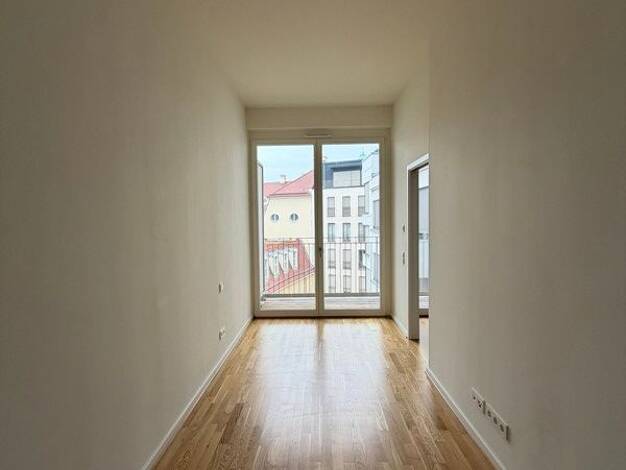 Wohnung zur Miete 761 € 2 Zimmer 45,7 m² 4. Geschoss frei ab sofort Rampische Straße Innere Altstadt Dresden 01067