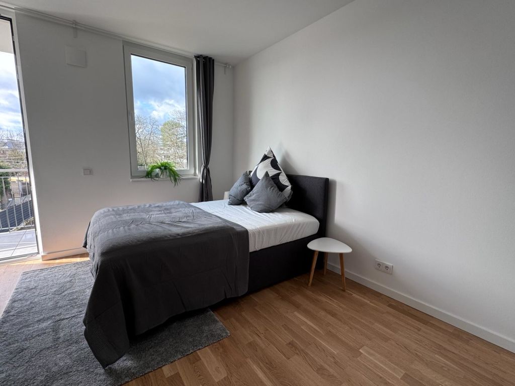 Wohnung zur Miete Wohnen auf Zeit 1.243 € 2 Zimmer 31 m²<br/>Wohnfläche 13.01.2025<br/>Verfügbarkeit Crailsheimer Straße Steglitz Berlin 12247