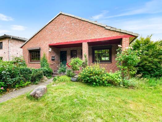 Einfamilienhaus zum Kauf 190.000 € 3 Zimmer 91,3 m² 646 m² Grundstück Münsterdorf 25587