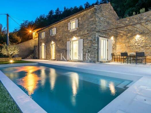 Haus zum Kauf 630.000 € 4 Zimmer 100 m² Motovun Motovun