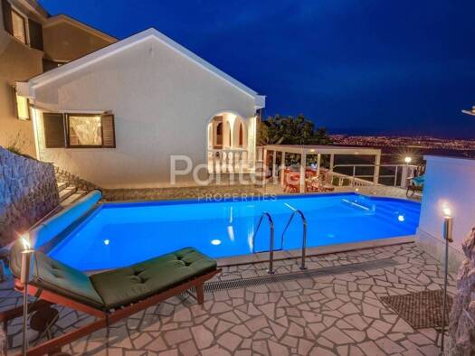 Haus zum Kauf 1.100.000 € 11 Zimmer 430 m² Bregi, Matulji Matulji