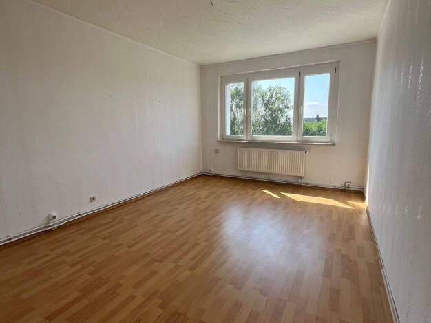 Wohnung zur Miete 350 € 3 Zimmer 63 m² 3 Geschosse frei ab sofort Förderstedt 39443