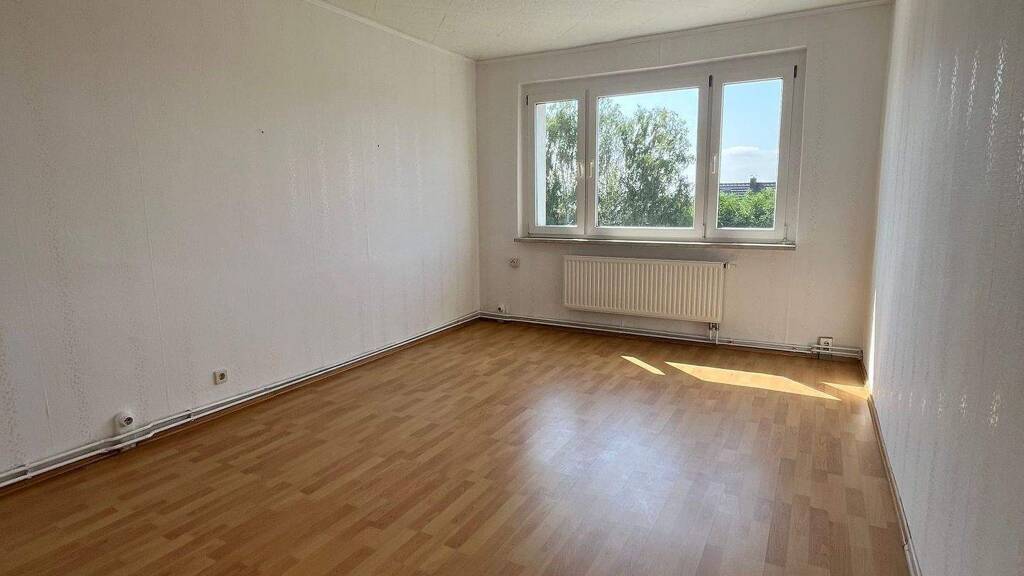 Wohnung zur Miete 350 € 3 Zimmer 63 m² 3 Geschosse frei ab sofort Förderstedt 39443