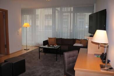 Wohnung zur Miete Wohnen auf Zeit 4.650 € 2 Zimmer 80 m² frei ab sofort Leerbachstraße 0 Westend-Süd Frankfurt am Main 60322