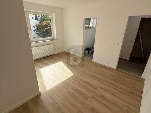Wohnung zum Kauf 65.000 € 1 Zimmer 21 m² 1. Geschoss Südostviertel Essen 45139