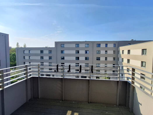 Wohnung zur Miete 788 € 1 Zimmer 45,2 m² 4. Geschoss Lion-Feuchtwanger-Straße 21 Kaulsdorf Berlin 12619