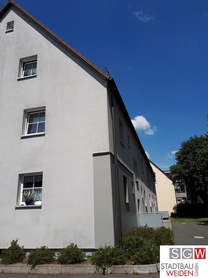 Wohnung zur Miete 281 € 2 Zimmer 41,2 m²<br/>Wohnfläche 2.<br/>Geschoss Hammerweg Weiden in der Oberpfalz 92637