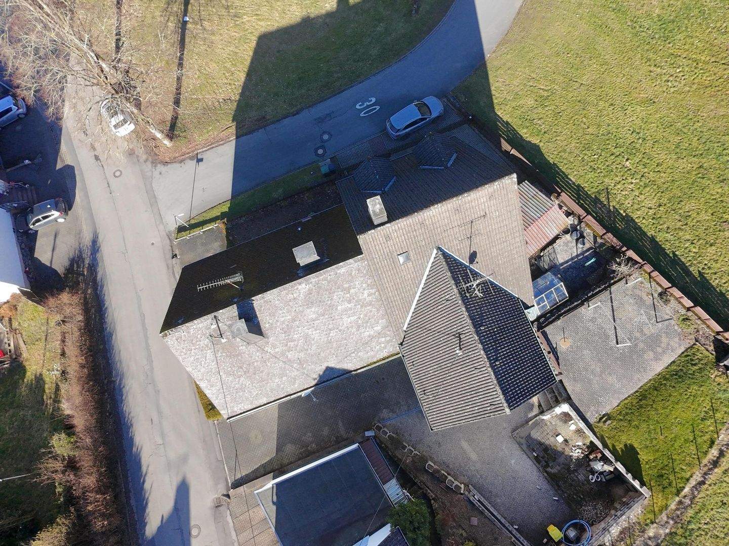 Immobilie in Kirchhundem - Zwei Immobilien. Eine außergewöhnliche Gelegenheit. - Bild 4