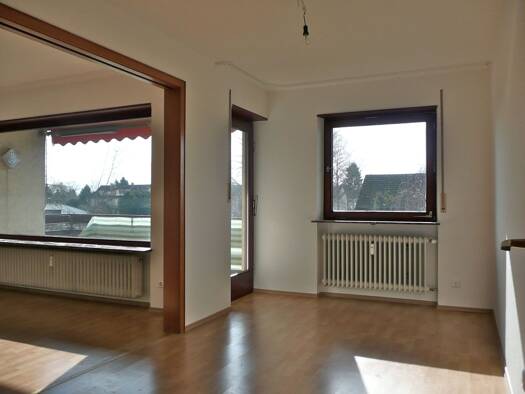 Wohnung zur Miete 830 € 4,5 Zimmer 102 m² Geschoss 2/3 frei ab 01.11.2026 Kehl Kehl 77694