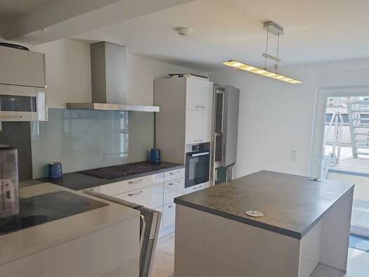 Einfamilienhaus zur Miete 2.300 € 5 Zimmer 155 m² 752 m² Grundstück frei ab sofort Waldaschaff 63857