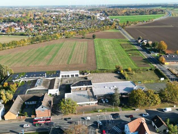 Halle/Industriefläche zum Kauf 3.090 m² Lagerfläche Lebenstedt Nord 38226