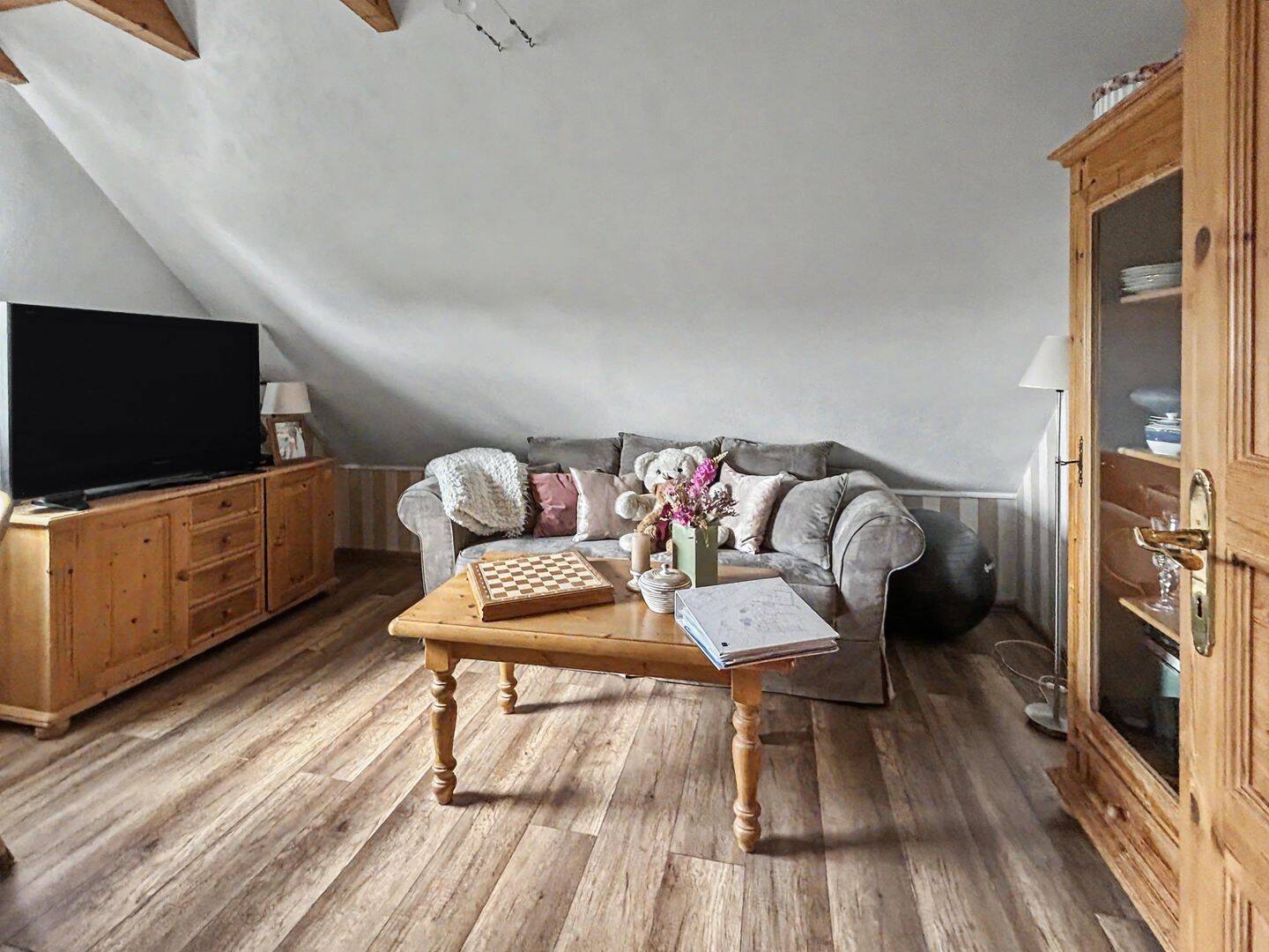 Einfamilienhaus zum Kauf - Mehr
