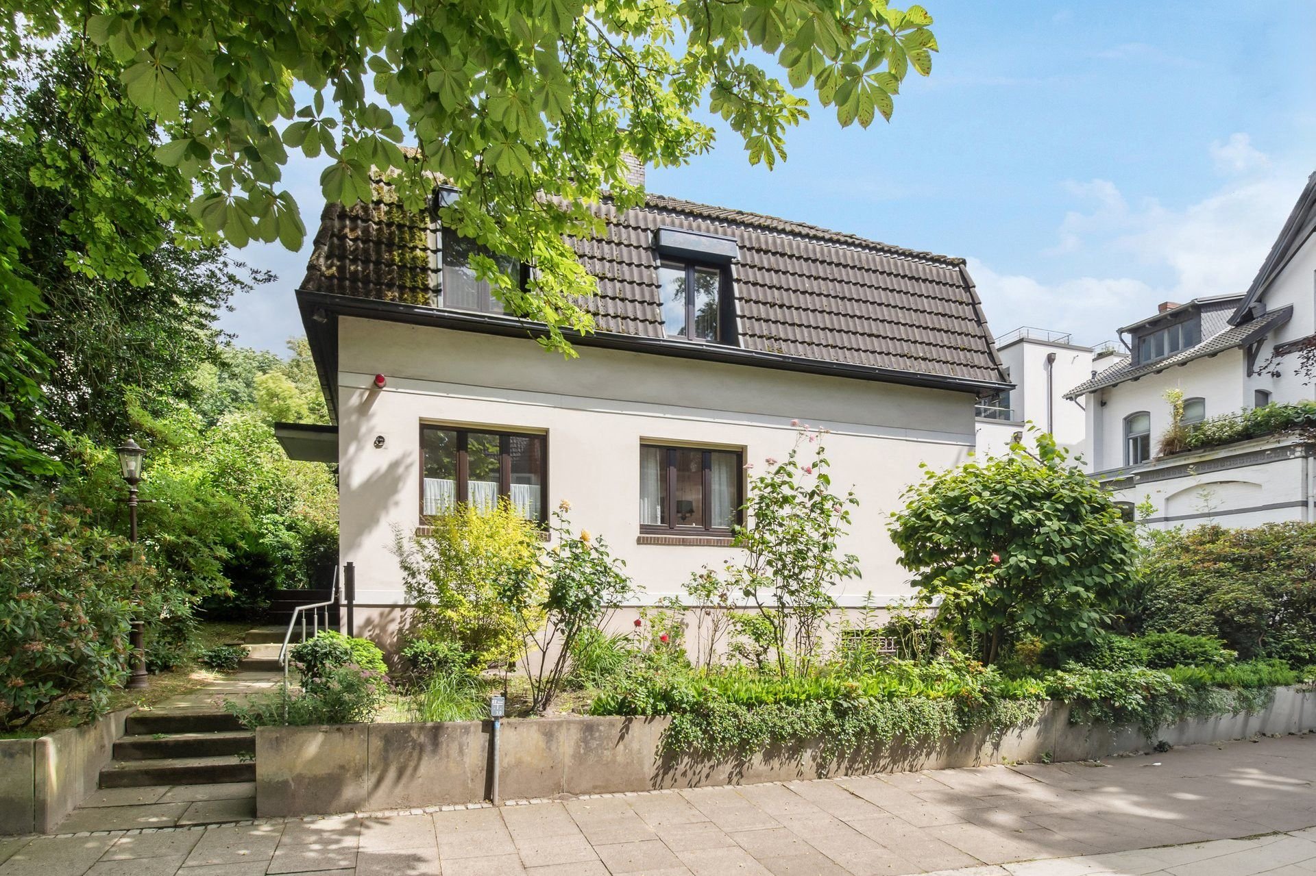 Einfamilienhaus zum Kauf 1.750.000 € 5 Zimmer 140 m²<br/>Wohnfläche 421 m²<br/>Grundstück ab sofort<br/>Verfügbarkeit Ottensen Hamburg 22763