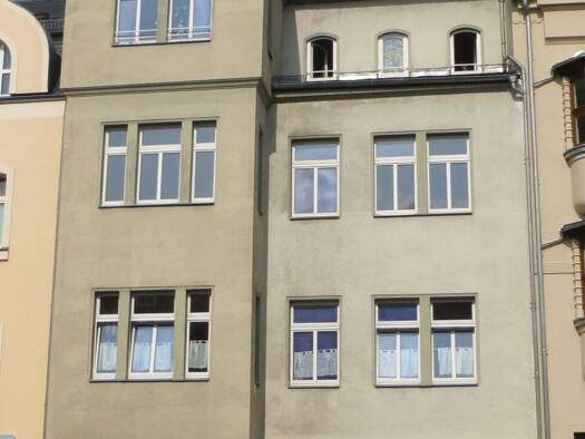 Wohnung zur Miete 600 € 4 Zimmer 100 m² 1. Geschoss Ernst-Thälmann-Str. 21 Lichtenstein Lichtenstein/Sachsen 09350