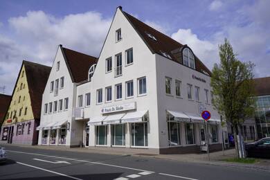 Bürofläche zur Miete 1.980 € 7 Zimmer 236 m² Bürofläche Plärrer 1 Lauf rechts Lauf an der Pegnitz 91207