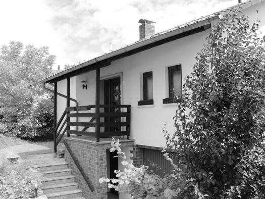 Bungalow zum Kauf provisionsfrei 330.000 € 5 Zimmer 136 m² 815 m² Grundstück Theodor-Heuss-Straße 28 Lichtenfels Lichtenfels 96215