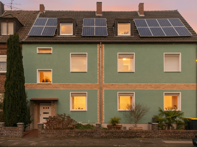 Einfamilienhaus zum Kauf provisionsfrei 359.000 € 7 Zimmer 224 m² 363 m² Grundstück Nordring 125-127 St. Tönis Tönisvorst 47918