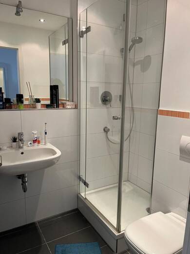 Studio zur Miete 450 € 1 Zimmer 24,2 m² 7. Geschoss frei ab 01.09.2025 Glockenhof Nürnberg 90478
