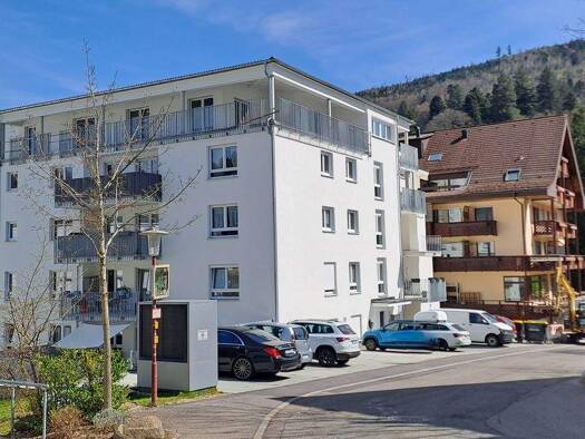 Wohnung zum Kauf provisionsfrei 339.000 € 3 Zimmer 94 m² 2. Geschoss frei ab sofort Rehteichweg 2 Bad Herrenalb 76332