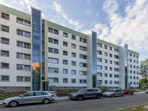 Wohnung zur Miete 515 € 3 Zimmer 64,3 m² 4. Geschoss frei ab 31.08.2026 Elsterwerdaer Straße 16 Prohlis-Süd Ortsamtsbereich Prohlis 01239