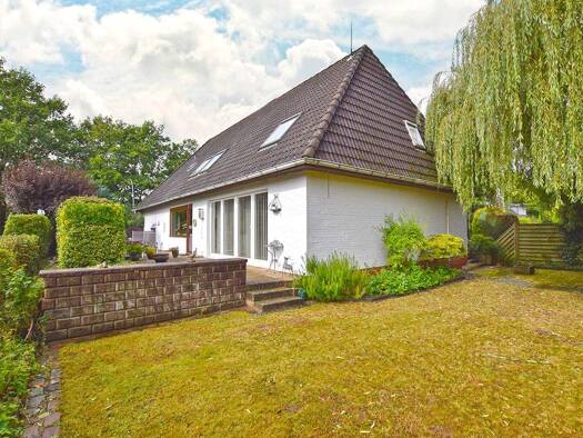 Mehrfamilienhaus zum Kauf 650.000 € 9 Zimmer 217 m² 1.015 m² Grundstück Poppenbüttel Hamburg 22399