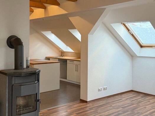 Wohnung zur Miete 875 € 3 Zimmer 97 m² Geschoss 3/4 frei ab sofort Kurze Straße 2 Ostviertel Gera 07546