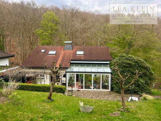 Einfamilienhaus zum Kauf 438.000 € 7 Zimmer 218,1 m² 761 m² Grundstück Freudenberg Freudenberg 57258