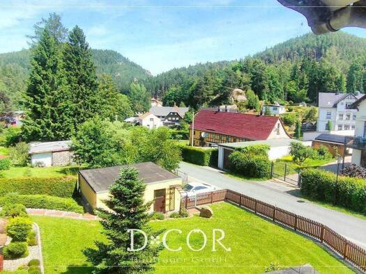 Mehrfamilienhaus zum Kauf 319.000 € 10 Zimmer 170 m² 2.513 m² Grundstück frei ab sofort Kurort Oybin Oybin 02797