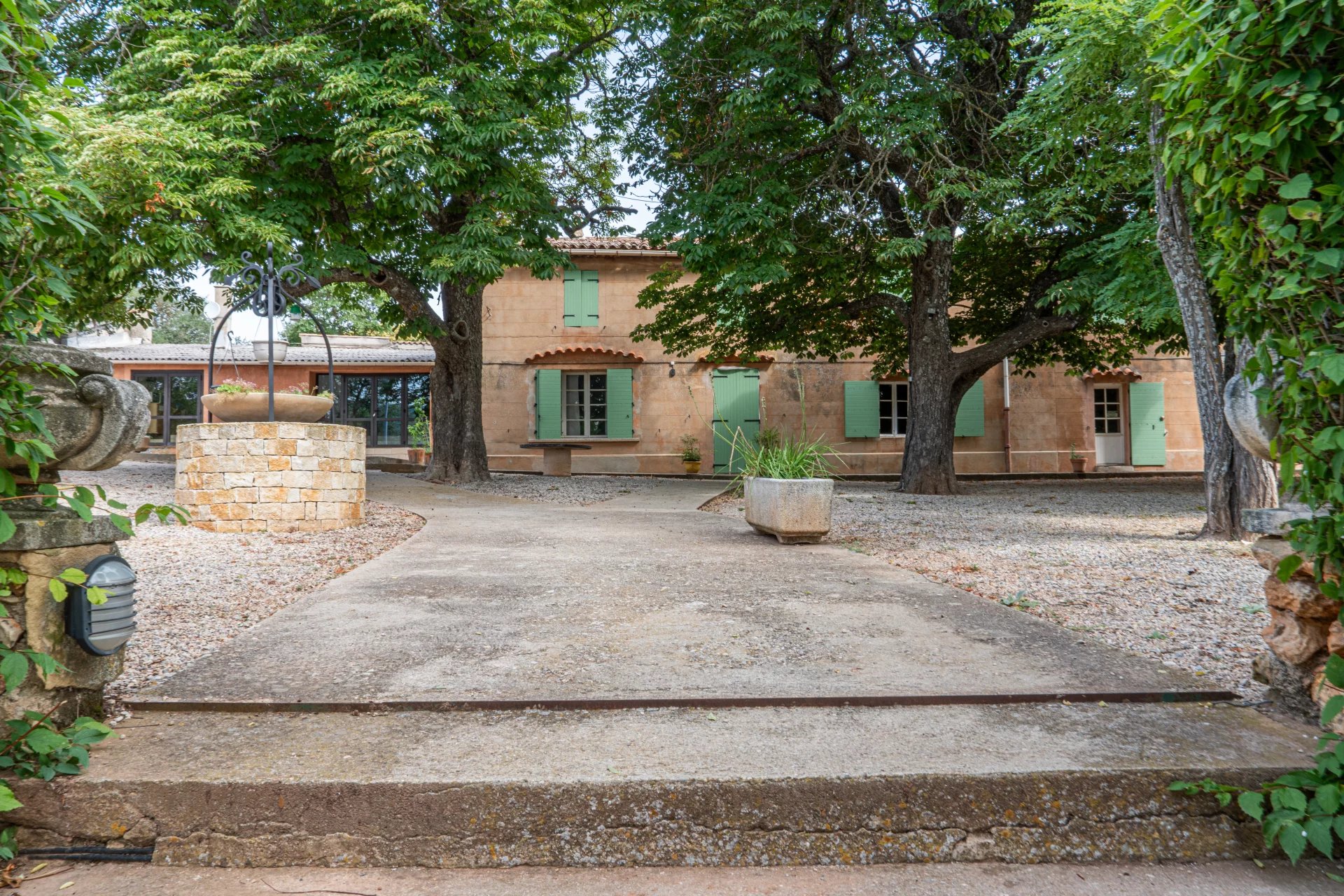 Einfamilienhaus zum Kauf 3.685.000 € 15 Zimmer 1.400 m²<br/>Wohnfläche 2.215.301 m²<br/>Grundstück Grand Sud- Aix la Duranne AIX EN PROVENCE 13100