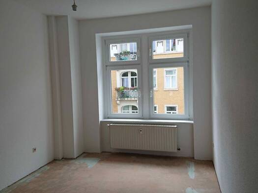 Wohnung zur Miete 630 € 2 Zimmer 64 m² Geschoss -3/4 frei ab 01.10.2026 Leipziger Vorstadt Dresden 01097