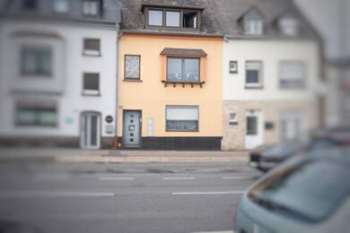 Mehrfamilienhaus zum Kauf 320.000 € 6 Zimmer 140 m² 141 m² Grundstück Mayen Mayen 56727