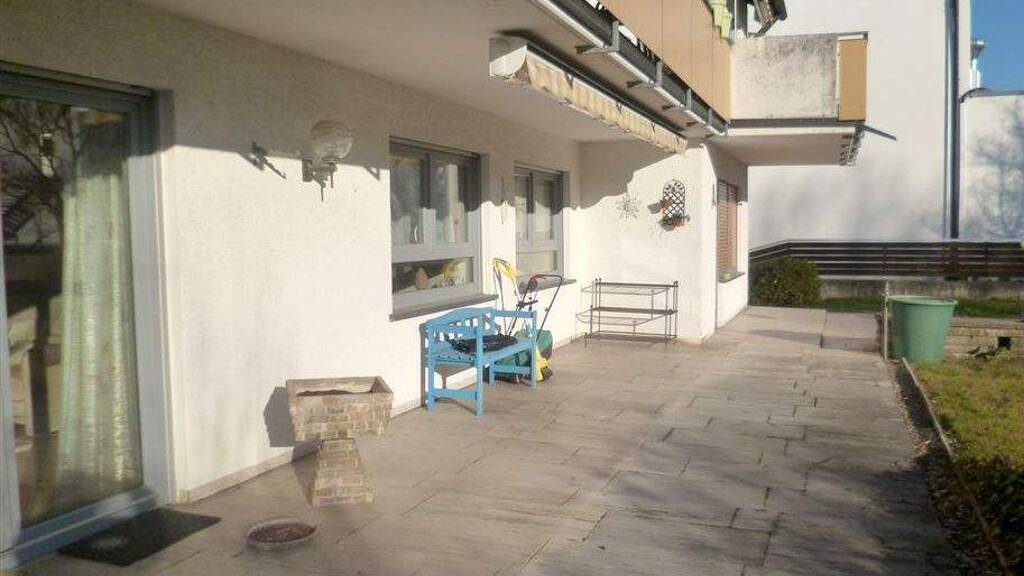 Wohnung zur Miete 1.090 € 3 Zimmer 105 m² frei ab 01.05.2026 Estenfeld 97230