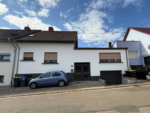 Reihenmittelhaus zum Kauf 195.000 € 8 Zimmer 150 m² 305 m² Grundstück Thalexweiler Lebach 66822