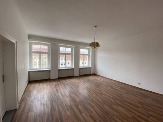 Wohnung zur Miete 540 € 4 Zimmer 147 m² 3. Geschoss frei ab sofort Zittau Zittau 02763