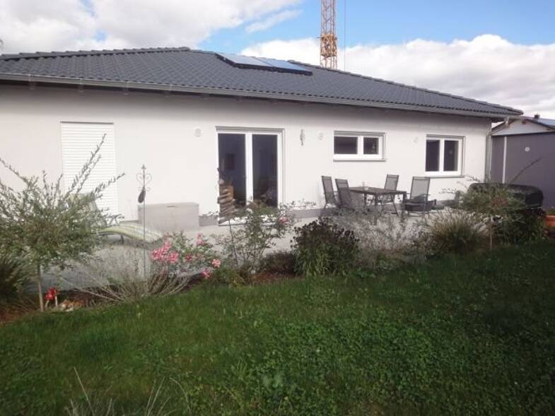 Bungalow zum Kauf 399.000 € 4 Zimmer 108 m² 650 m² Grundstück Hintereben Jandelsbrunn 94118