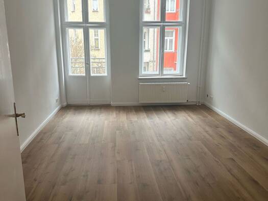 Wohnung zur Miete 1.575 € 3 Zimmer 91 m² Geschoss 2/5 frei ab 01.02.2026 Neukölln Berlin 12043