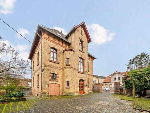 Einfamilienhaus zum Kauf 464.000 € 7 Zimmer 249 m² 909 m² Grundstück Engelstadt 55270