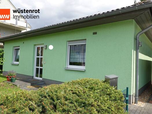 Bungalow zum Kauf 240.000 € 3 Zimmer 83,5 m² 681 m² Grundstück Lugau Lugau/Erzgebirge 09385
