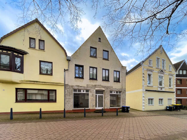 Wohn- und Geschäftshaus zum Kauf als Kapitalanlage geeignet 255.000 € 379,5 m² 745 m² Grundstück Blumenthal Bremen 28779