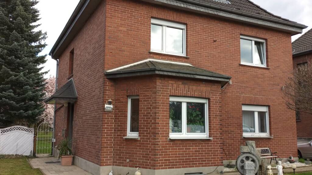 Mehrfamilienhaus zum Kauf provisionsfrei 200 m² 1.520 m² Grundstück Baesweiler 52499