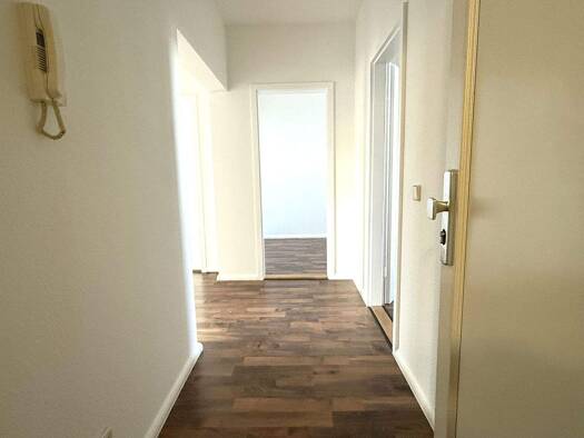 Wohnung zur Miete 355 € 3 Zimmer 64,3 m² 3. Geschoss frei ab sofort Kreherstraße 13 Gablenz Chemnitz 09126